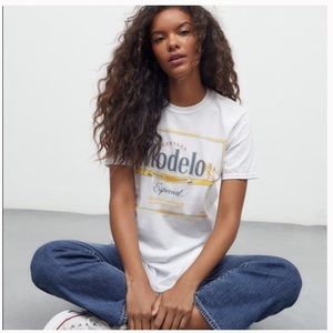 Modelo T-Shirt Dress